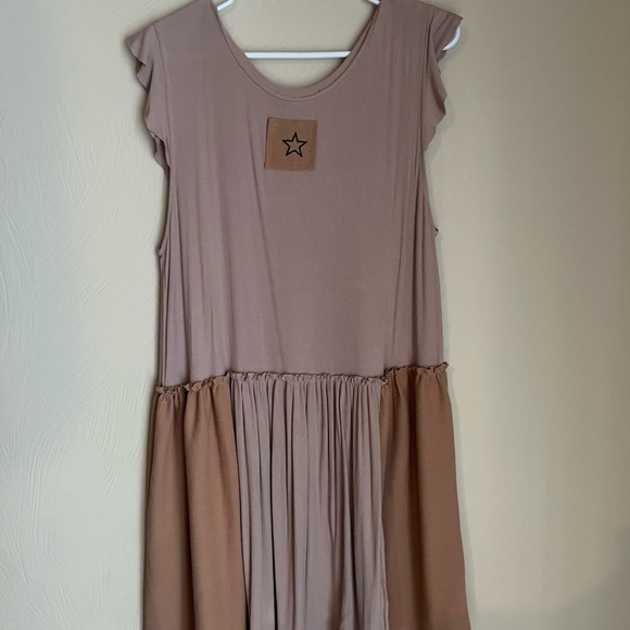 Cara Loren Ribbed Tan Top - Picture 4 of 5